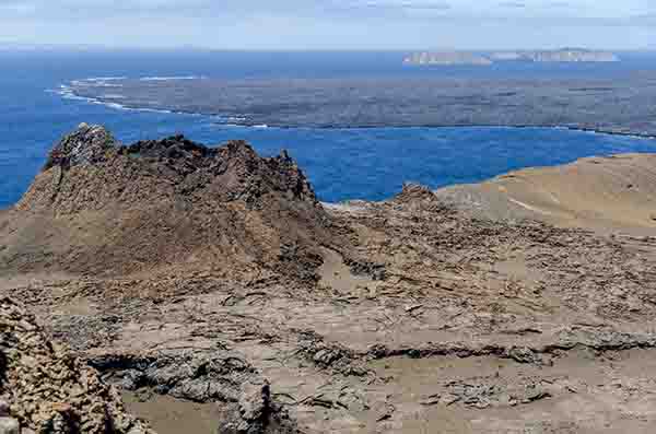 32 - Ecuador - islas Galapagos - isla Bartolome - cono parasito
